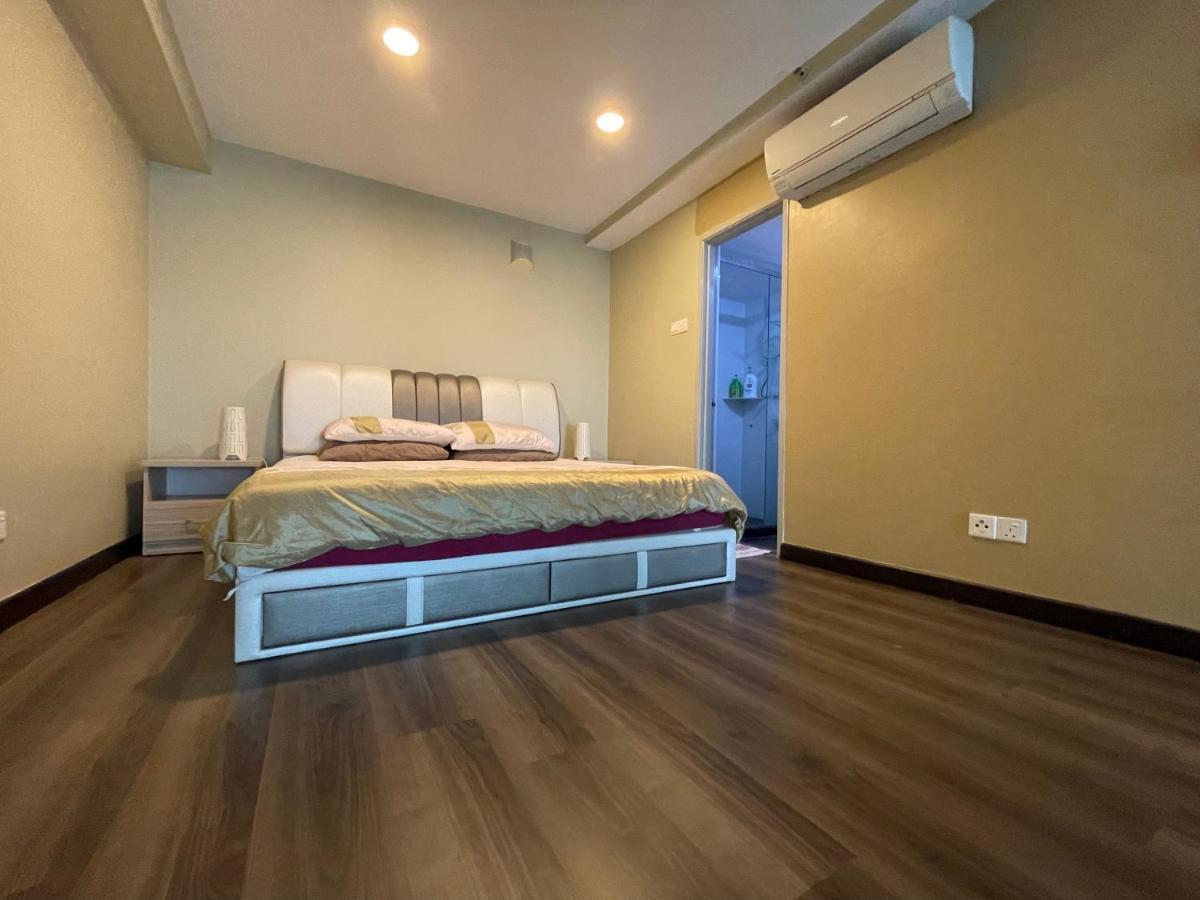 Premier Suite At Maritime George Town Exteriér fotografie